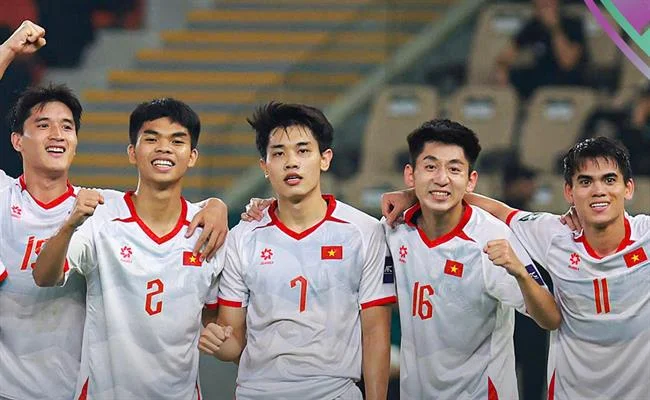 Giao diện người dùng thân thiện của Full88 Đá Gà trên thiết bị di động